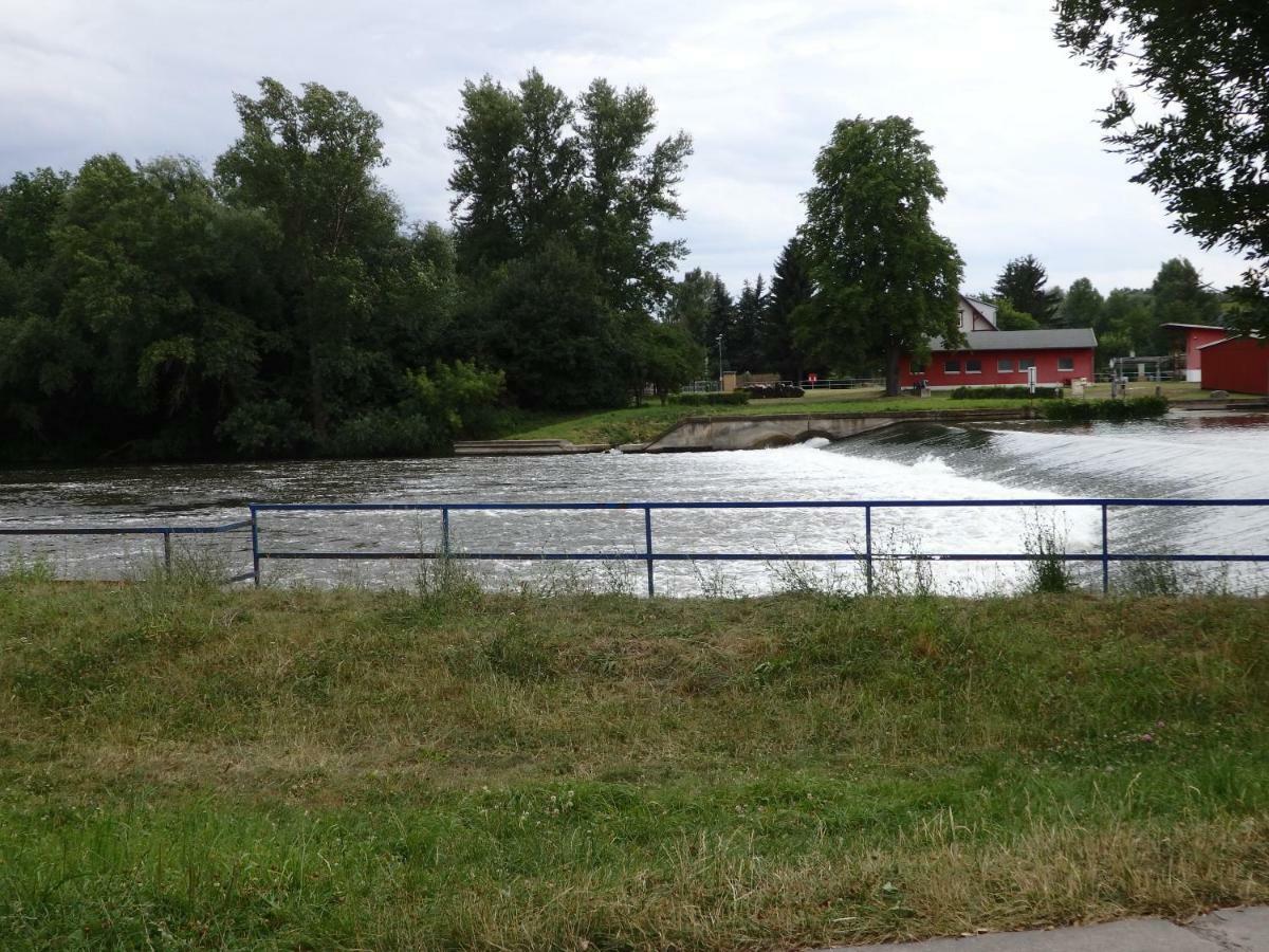 Zur Saale Hotel Weißenfels Екстериор снимка