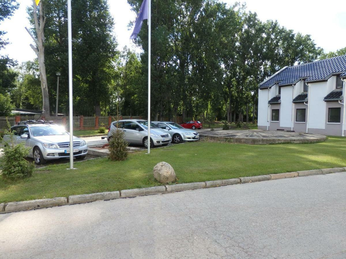 Zur Saale Hotel Weißenfels Екстериор снимка