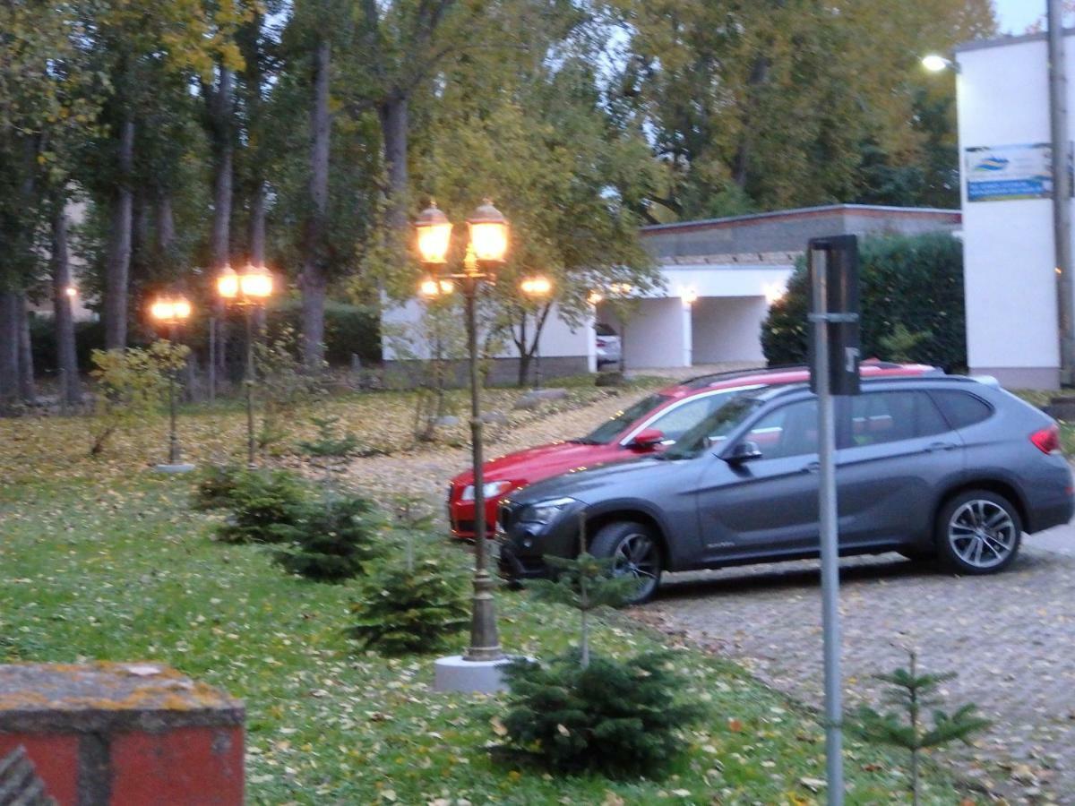 Zur Saale Hotel Weißenfels Екстериор снимка