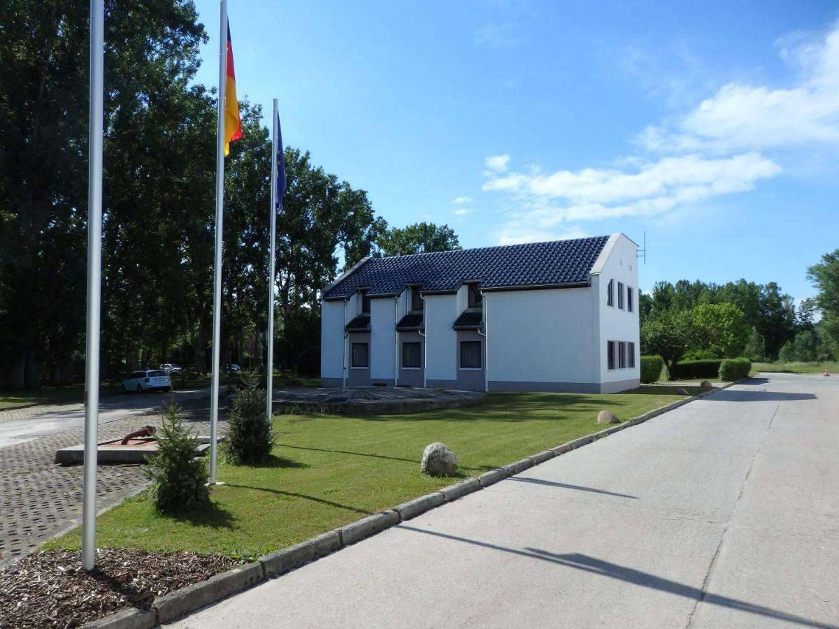 Zur Saale Hotel Weißenfels Екстериор снимка