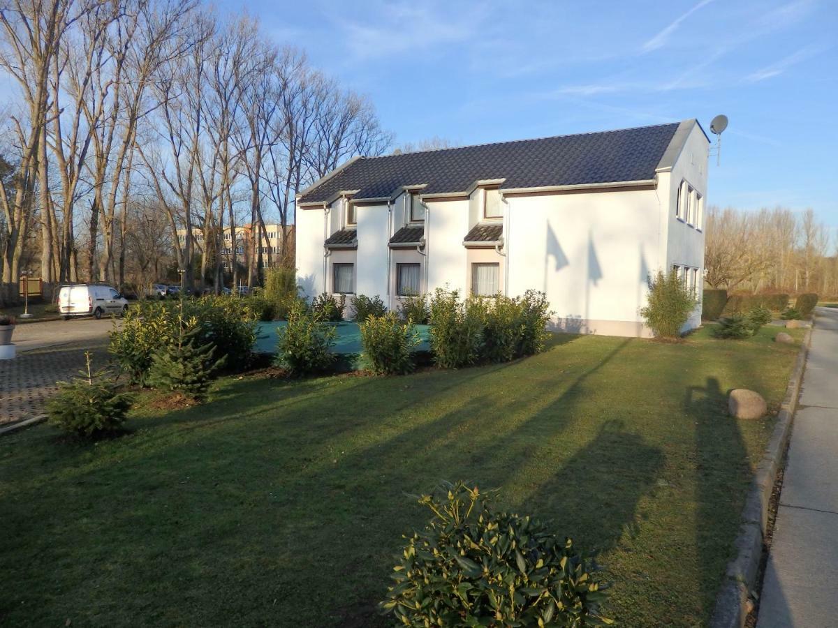 Zur Saale Hotel Weißenfels Екстериор снимка