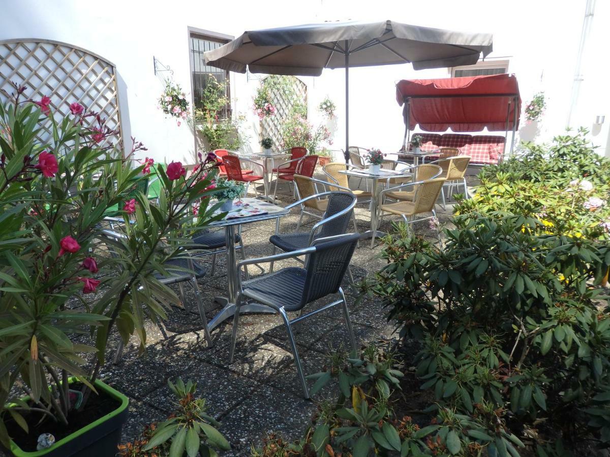 Zur Saale Hotel Weißenfels Екстериор снимка