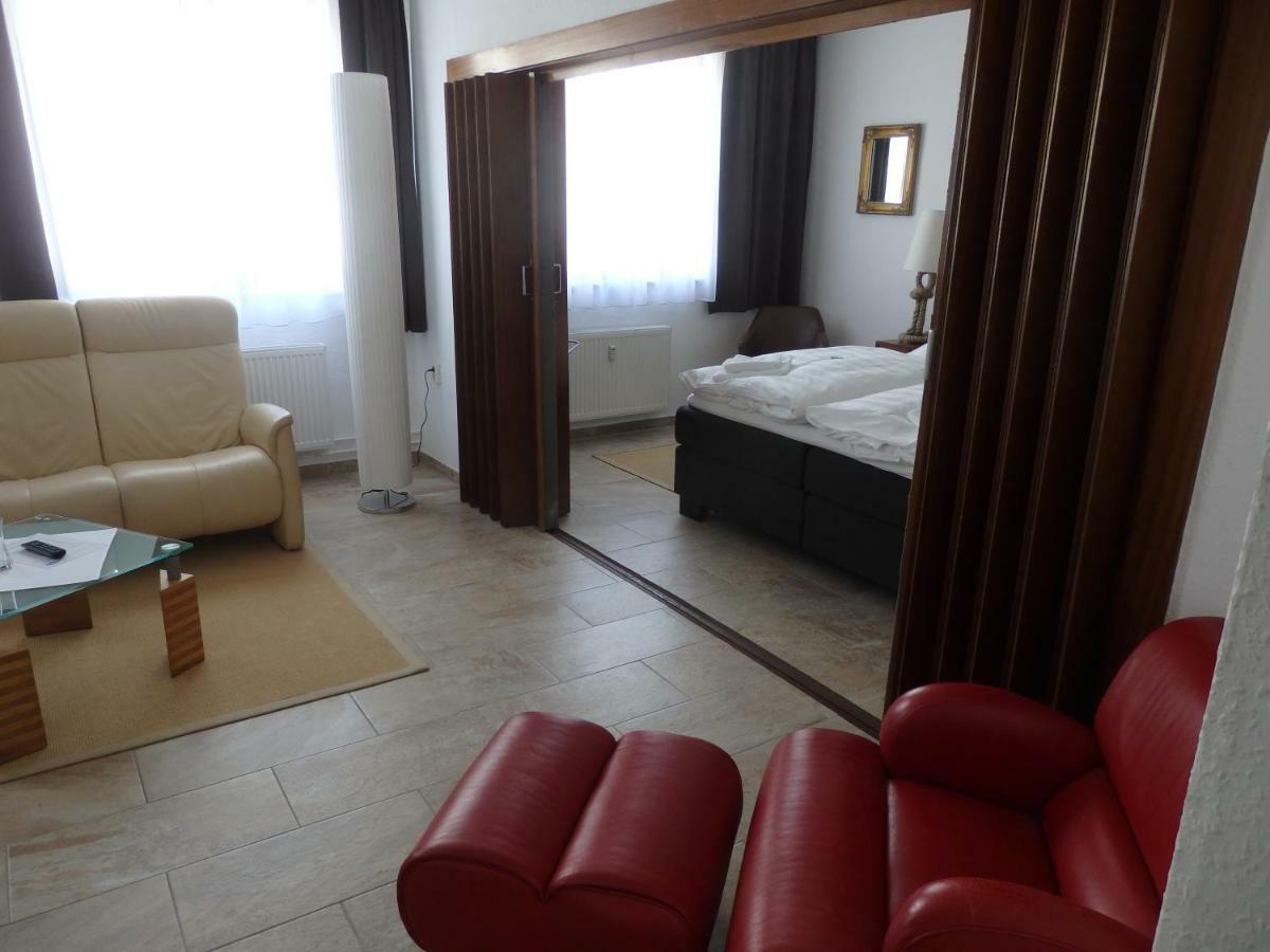 Zur Saale Hotel Weißenfels Екстериор снимка